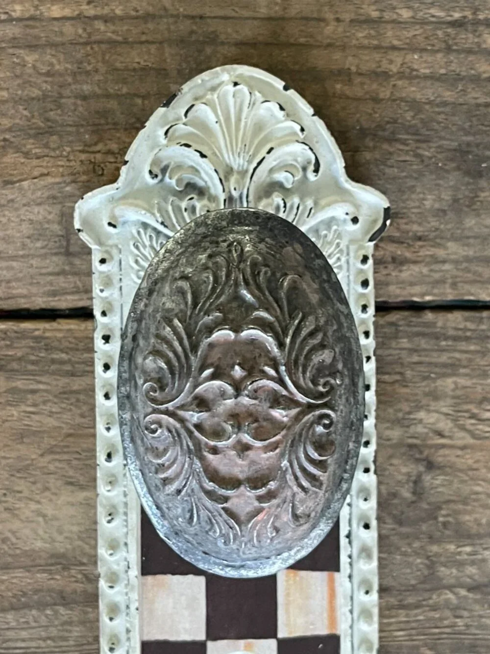 MacKenzie-Childs Door Knob Wall Hook NEW -Courtly Cottage Doorplate Charm!